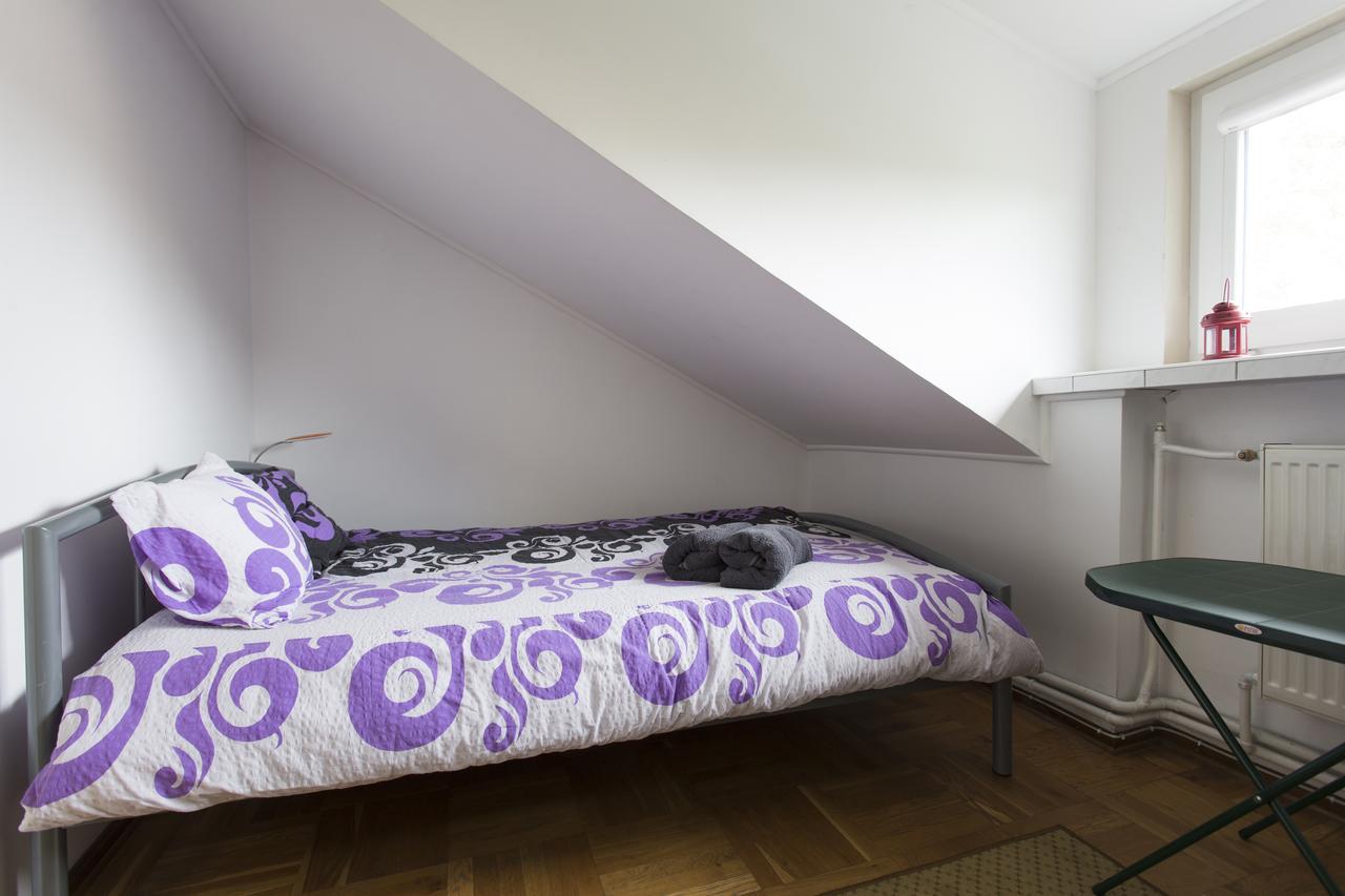 Rent0Nline Brwinow Rooms Екстер'єр фото