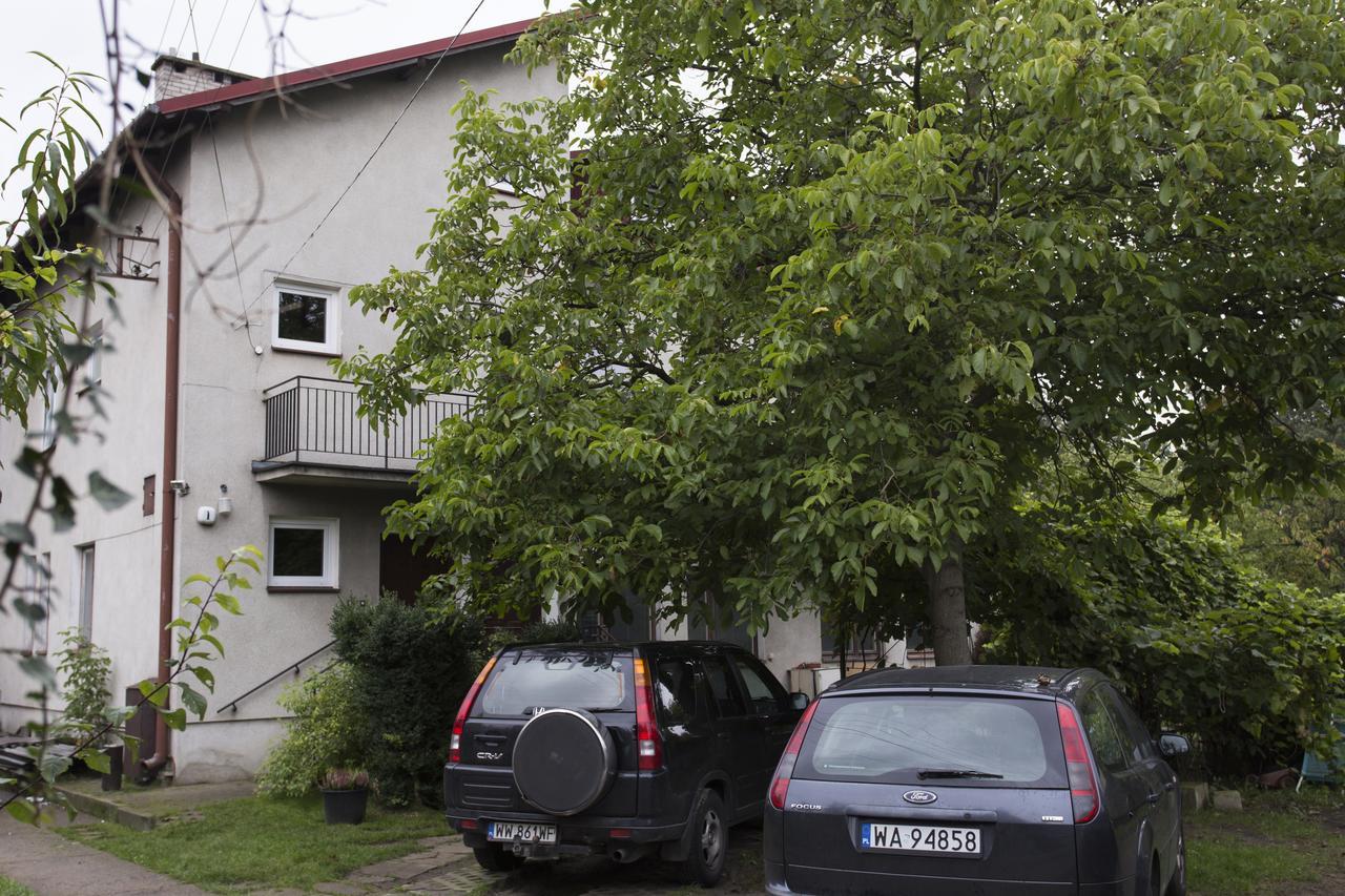 Rent0Nline Brwinow Rooms Екстер'єр фото